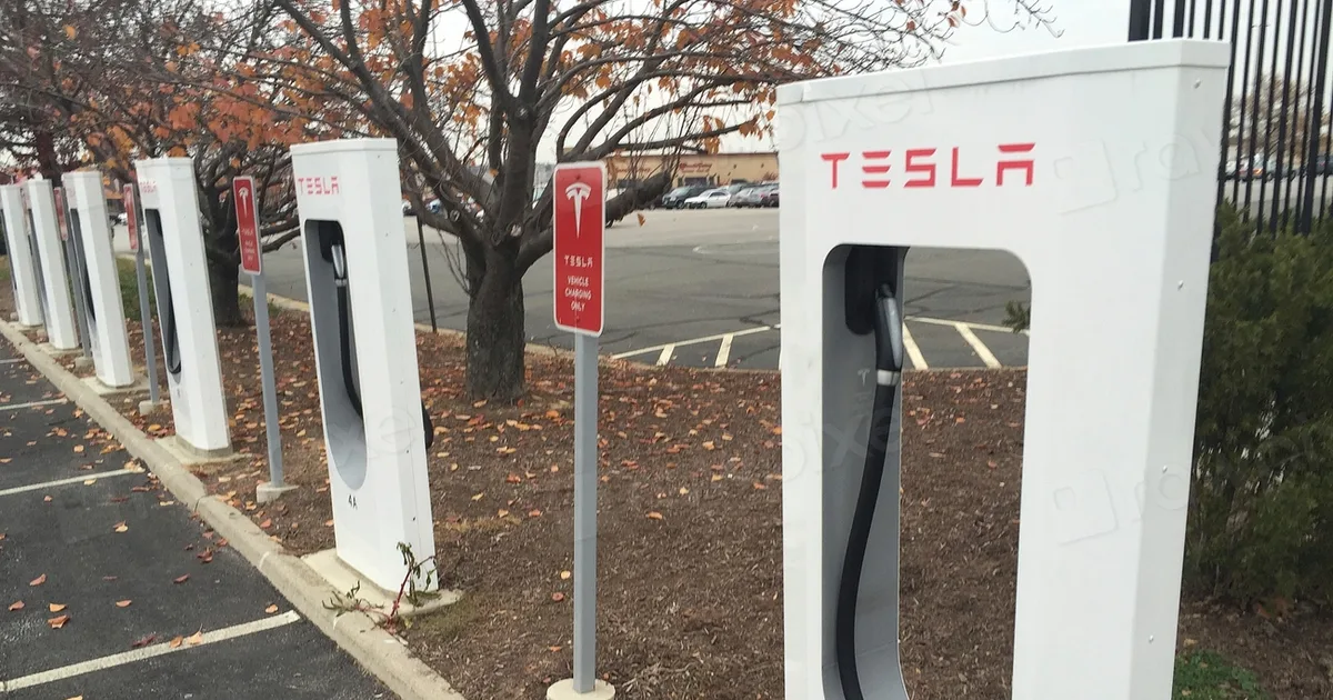 EV Charging at Home vs Public: What It Really Costs