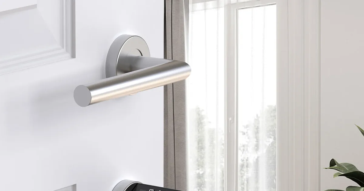 Smart Locks in 2026: The Matter/Thread Compatibility Checklist + 7 Mistakes That Cause Lockouts